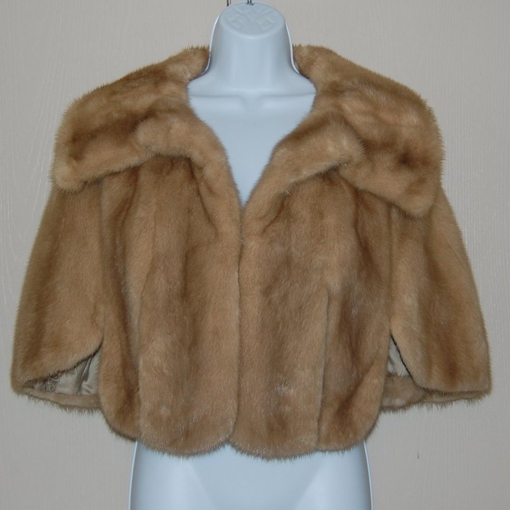 Vintage Roy H Bjorkman Blonde Mink Fur Cape
